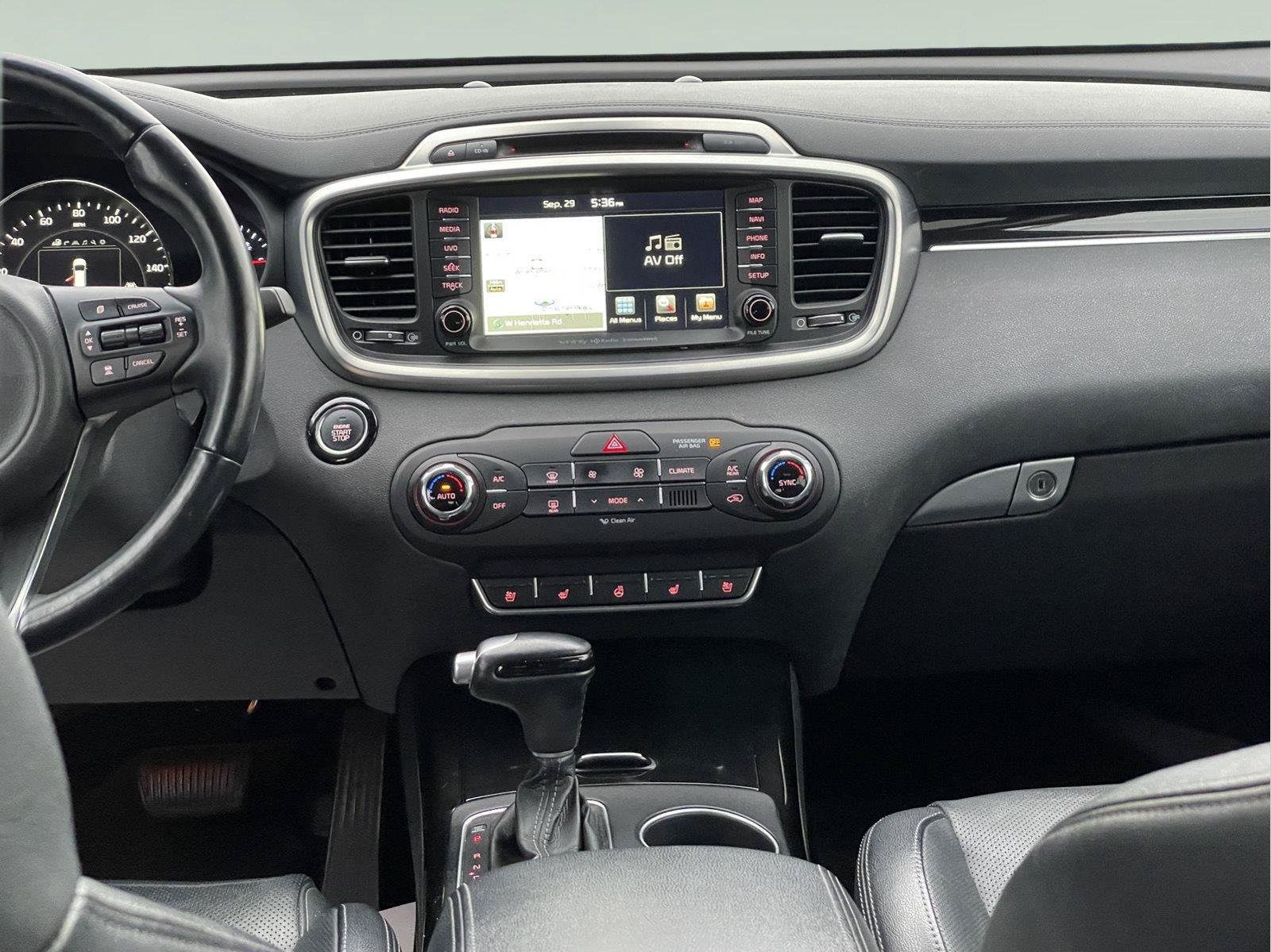 Used 2017 Kia Sorento SX FWD image 20