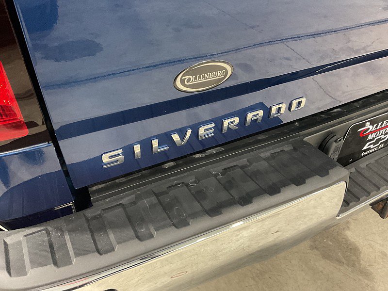 Used 2017 Chevrolet Silverado 1500 LT w/ All Star Edition image 9