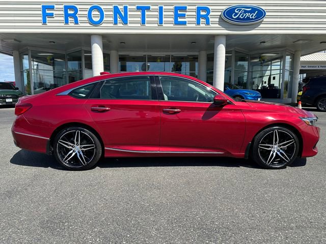 Used 2021 Honda Accord Touring image 2