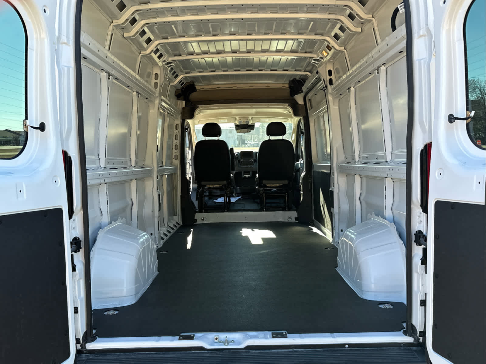New 2025 RAM ProMaster 2500 FWD image 49
