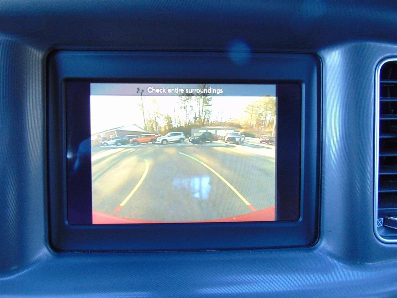 Used 2022 Dodge Charger SXT image 22