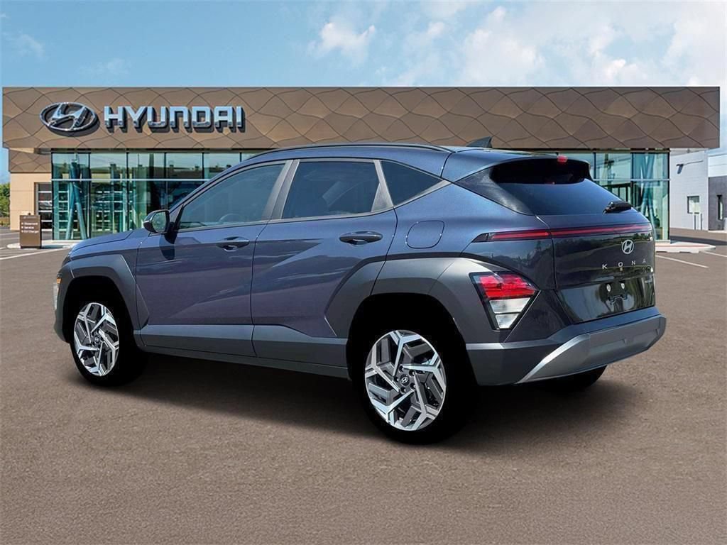 Used 2026 Hyundai Kona SEL Premium AWD/4WD image 4