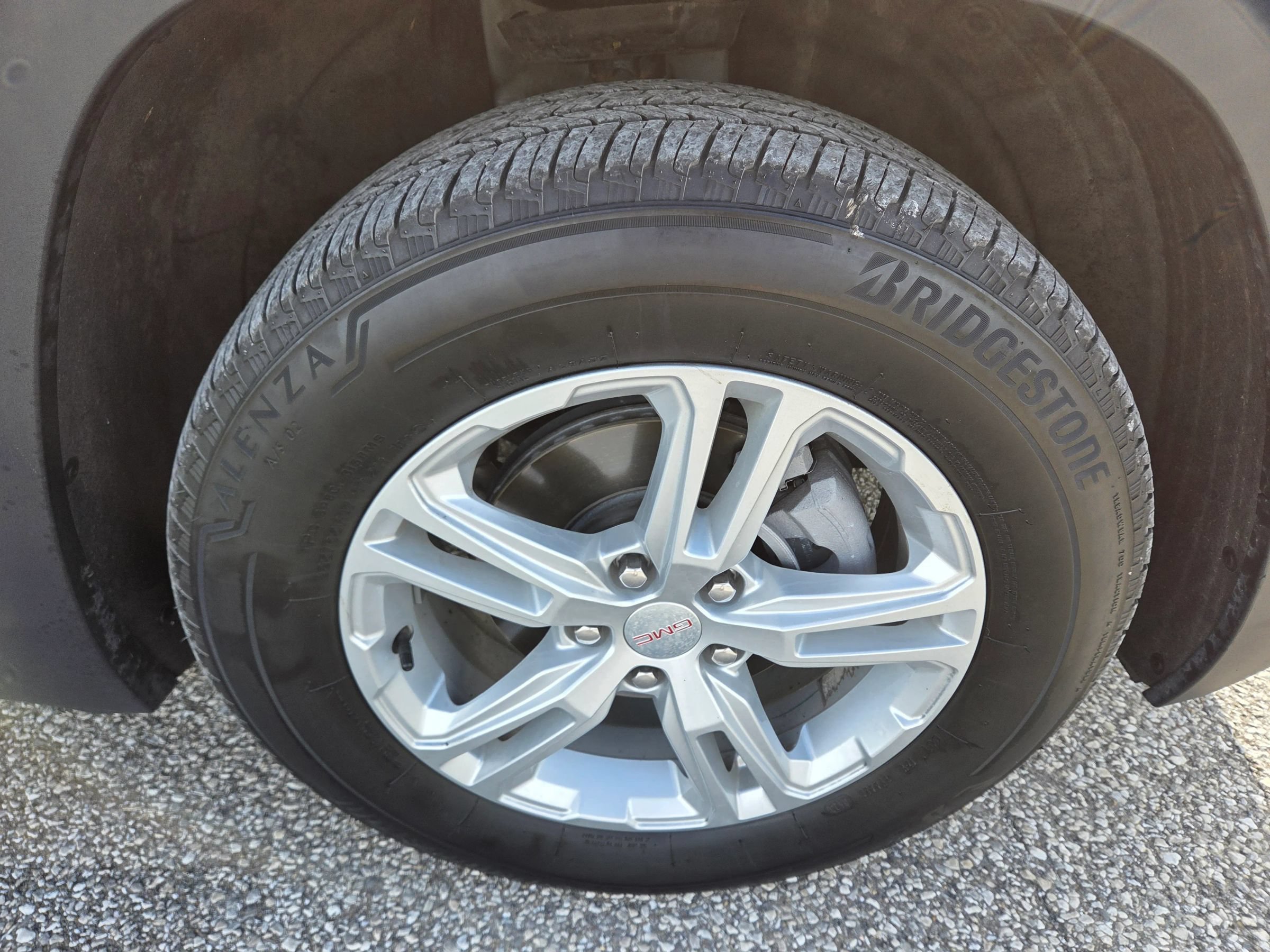 Used 2023 GMC Terrain SLE w/ Driver Convenience Package AWD/4WD image 9