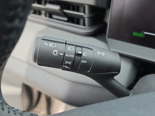 Used 2026 Toyota RAV4 Limited AWD/4WD image 25
