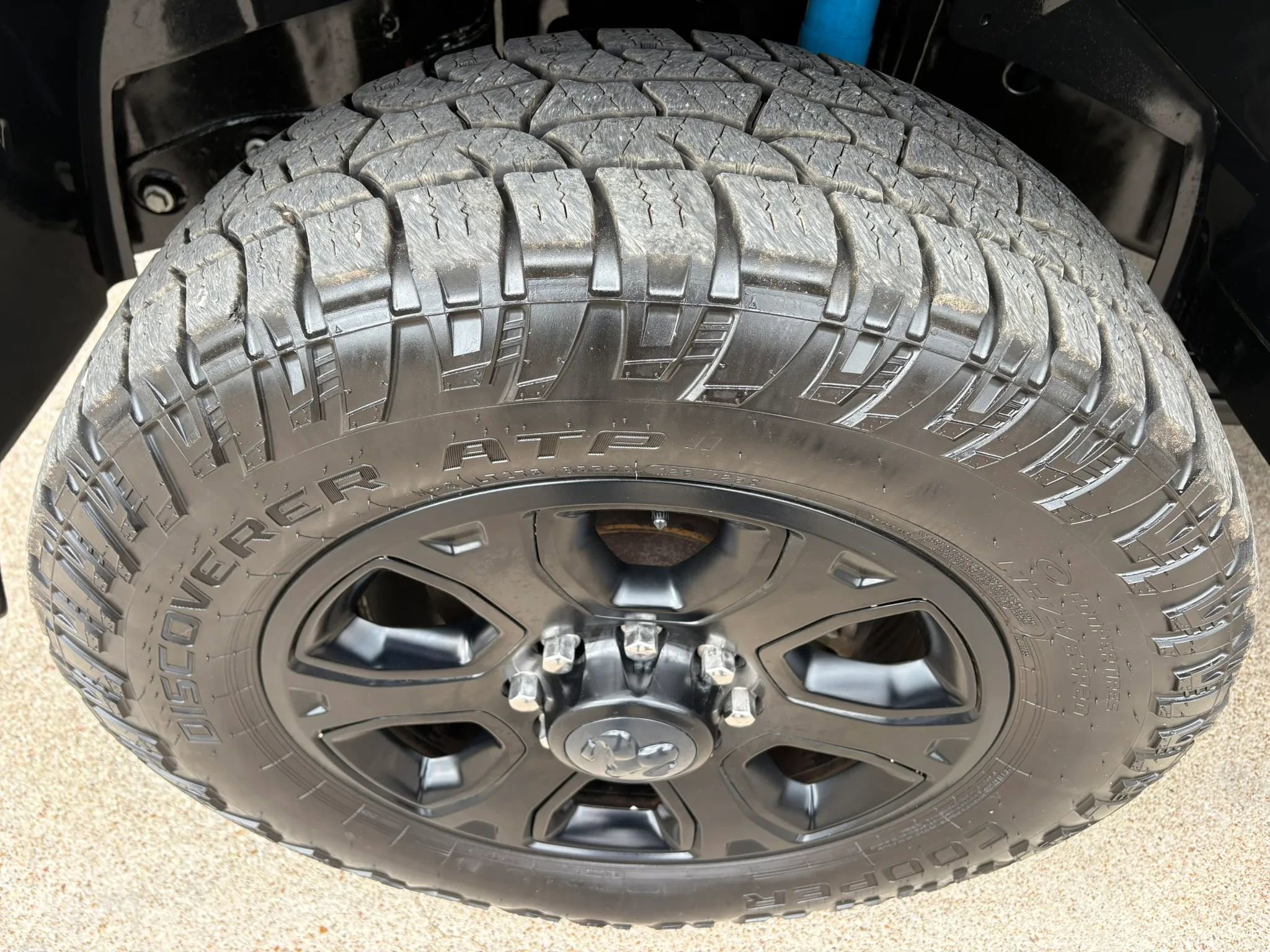 Used 2018 RAM 2500 Laramie w/ Sport Appearance Group AWD/4WD image 8