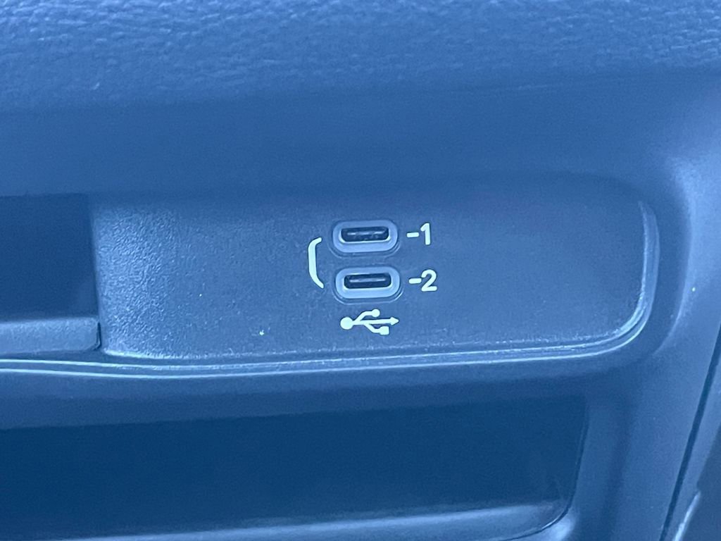 New 2026 Chrysler Pacifica Select image 6