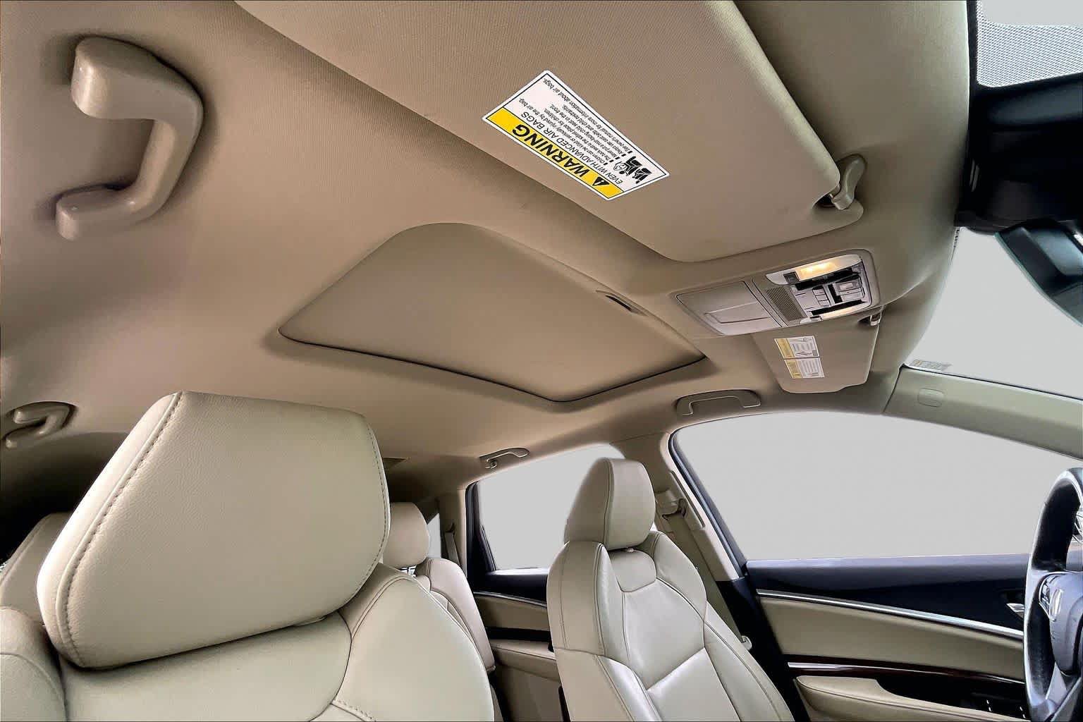 Used 2017 Acura MDX FWD w/ Technology Package image 12