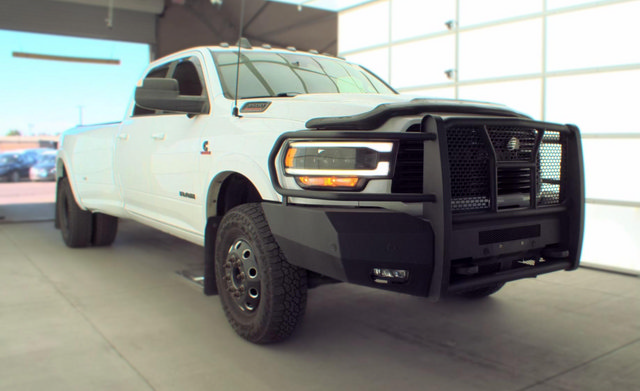 Used 2021 RAM 3500 Laramie w/ Night Edition AWD/4WD image 7