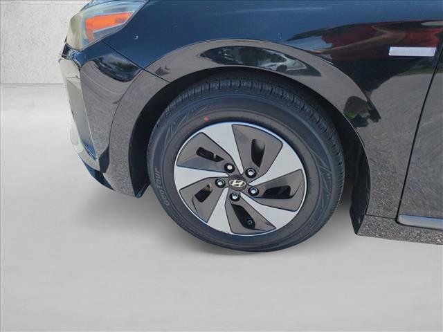 Used 2017 Hyundai Ioniq SEL FWD image 22