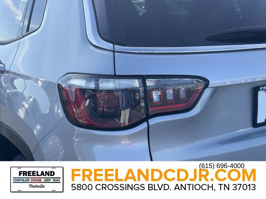 New 2026 Jeep Compass Latitude AWD/4WD image 11