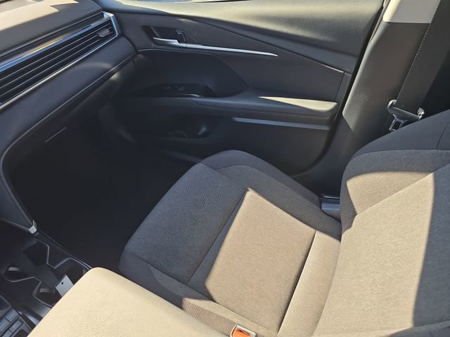 Used 2025 Toyota Camry LE image 14