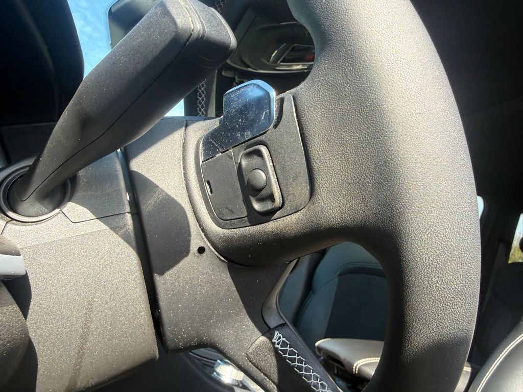 Used 2024 Jeep Grand Cherokee Altitude AWD/4WD image 18
