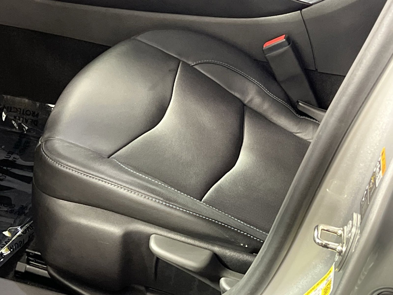 Used 2017 Chevrolet Volt Premier w/ Driver Confidence II Package image 14