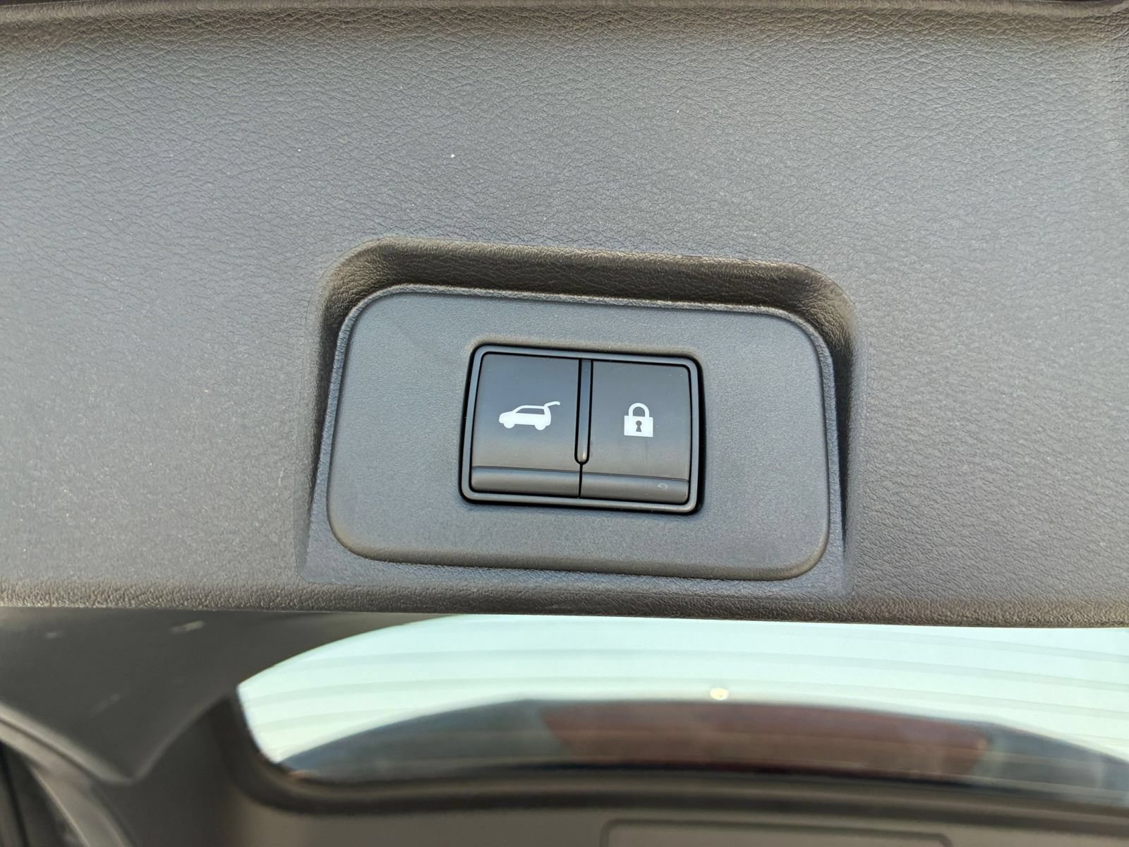 Used 2026 Nissan Rogue SV FWD image 23