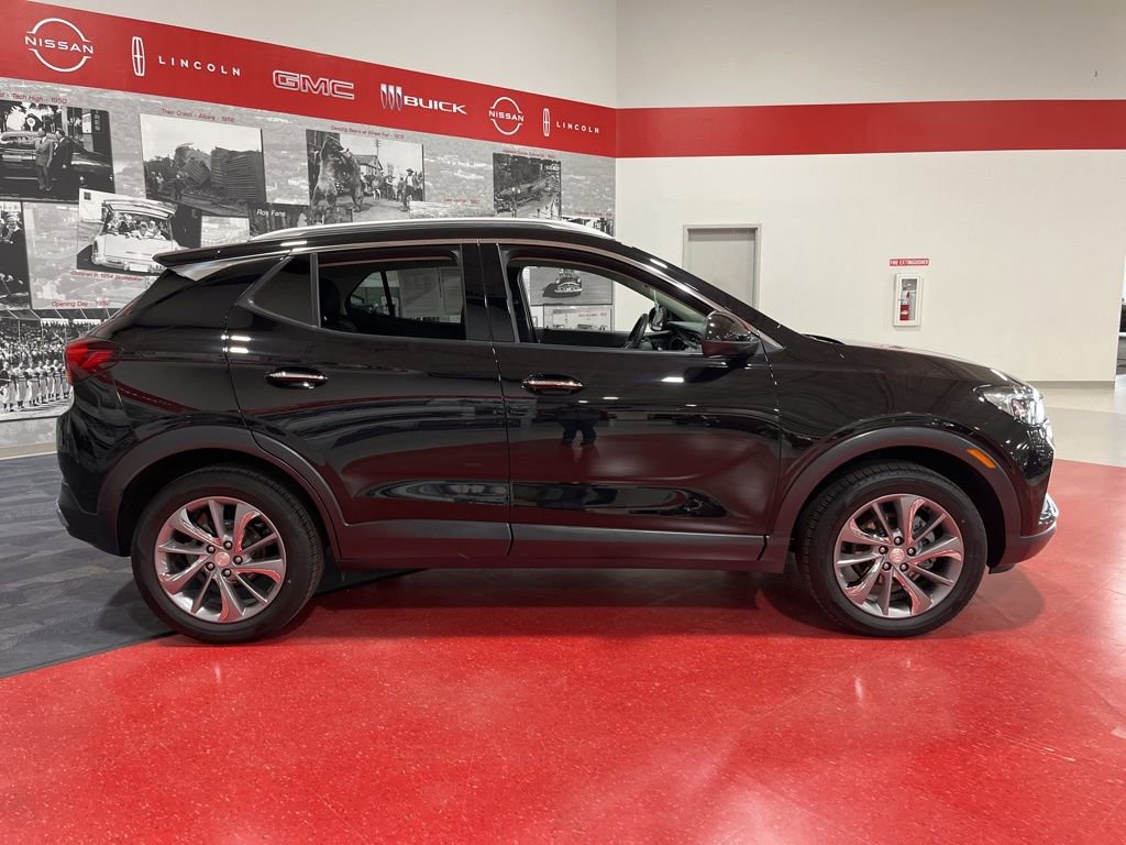 Certified 2023 Buick Encore GX Essence w/ Experience Buick Package AWD/4WD image 2