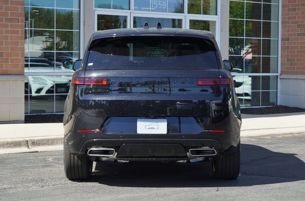 New 2027 Land Rover Range Rover Sport Dynamic SE AWD/4WD image 5
