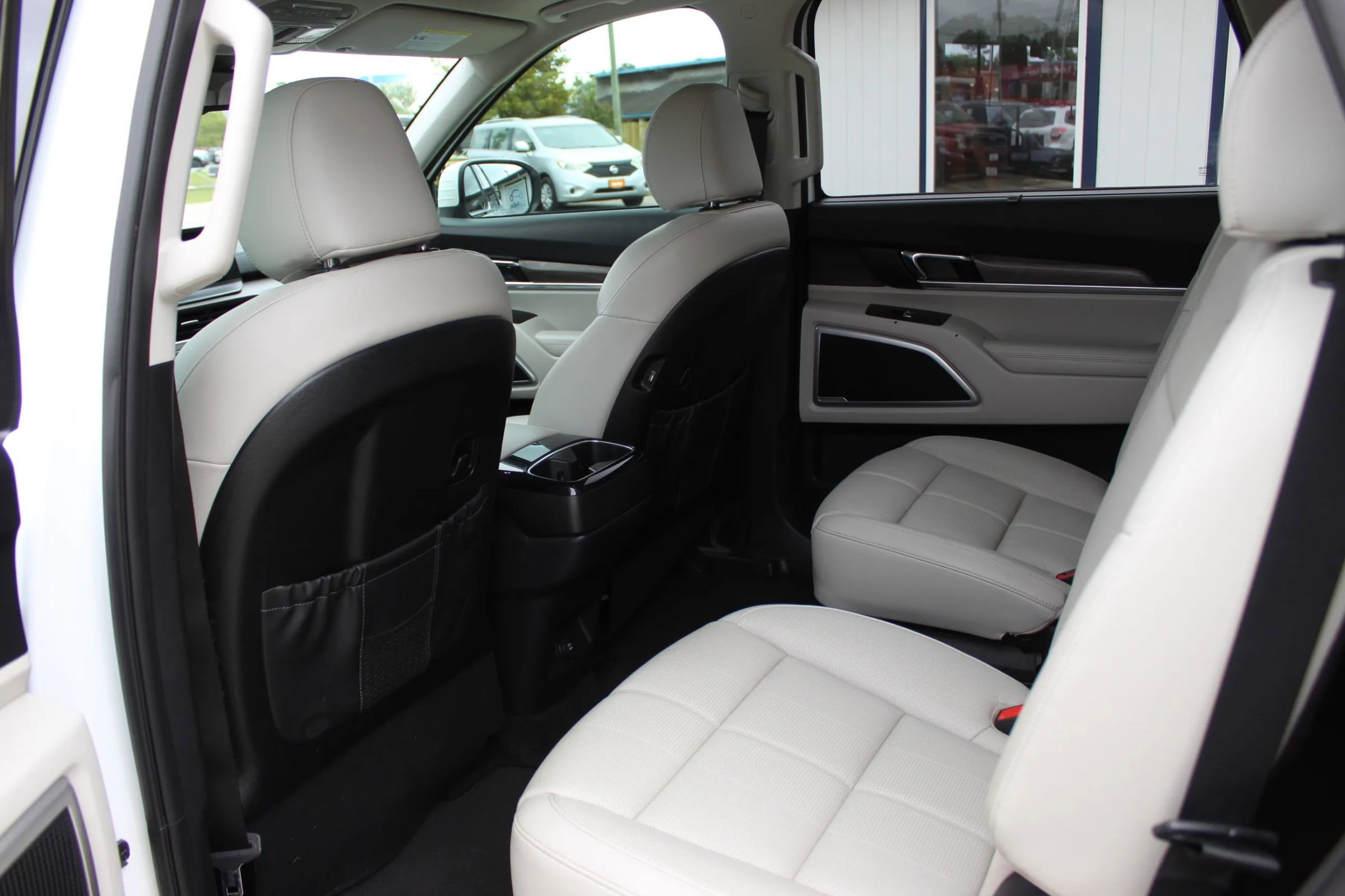 Used 2021 Kia Telluride EX w/ EX Premium Package image 21