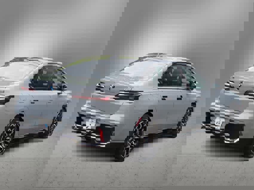 New 2025 BMW 740i xDrive 740i xDrive image 8