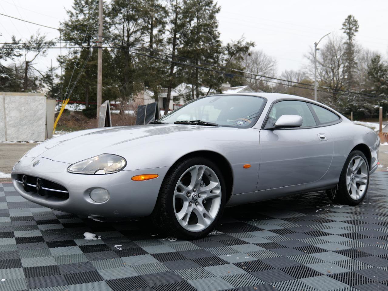 Used 2004 Jaguar XK8 Coupe image 72
