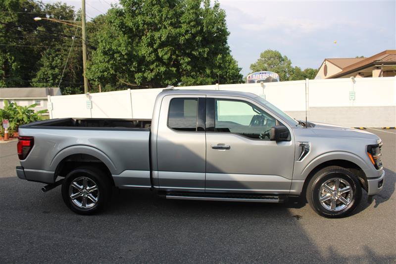 Used 2025 Ford F150 XLT w/ Equipment Group 301A Standard RWD image 8