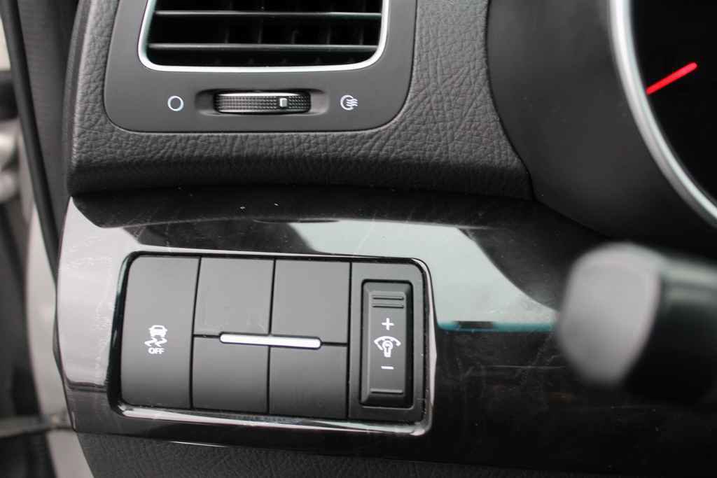 Used 2015 Kia Sorento LX image 13