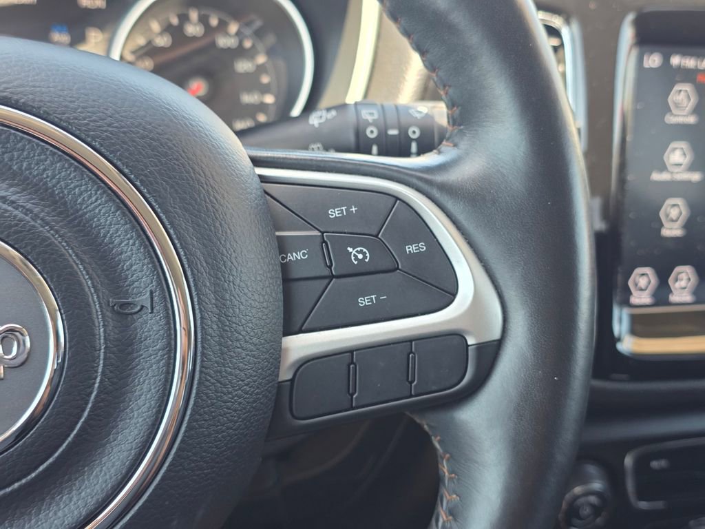 Used 2019 Jeep Compass Limited image 36