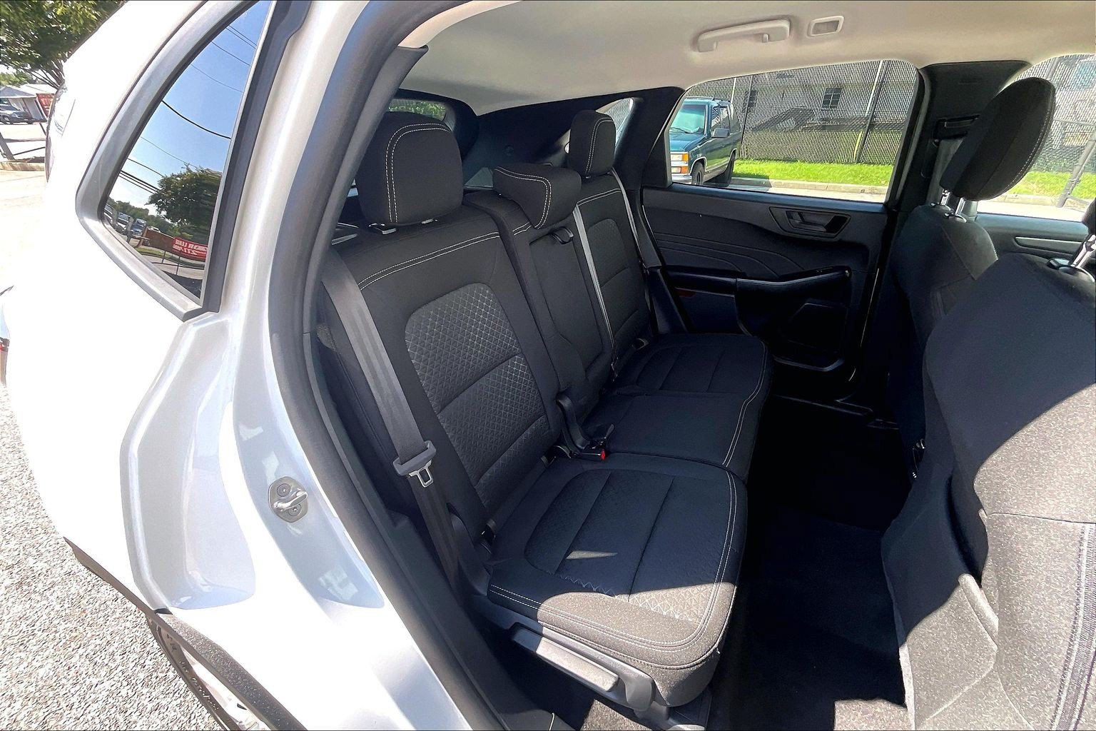Used 2025 Ford Escape Active AWD/4WD image 31