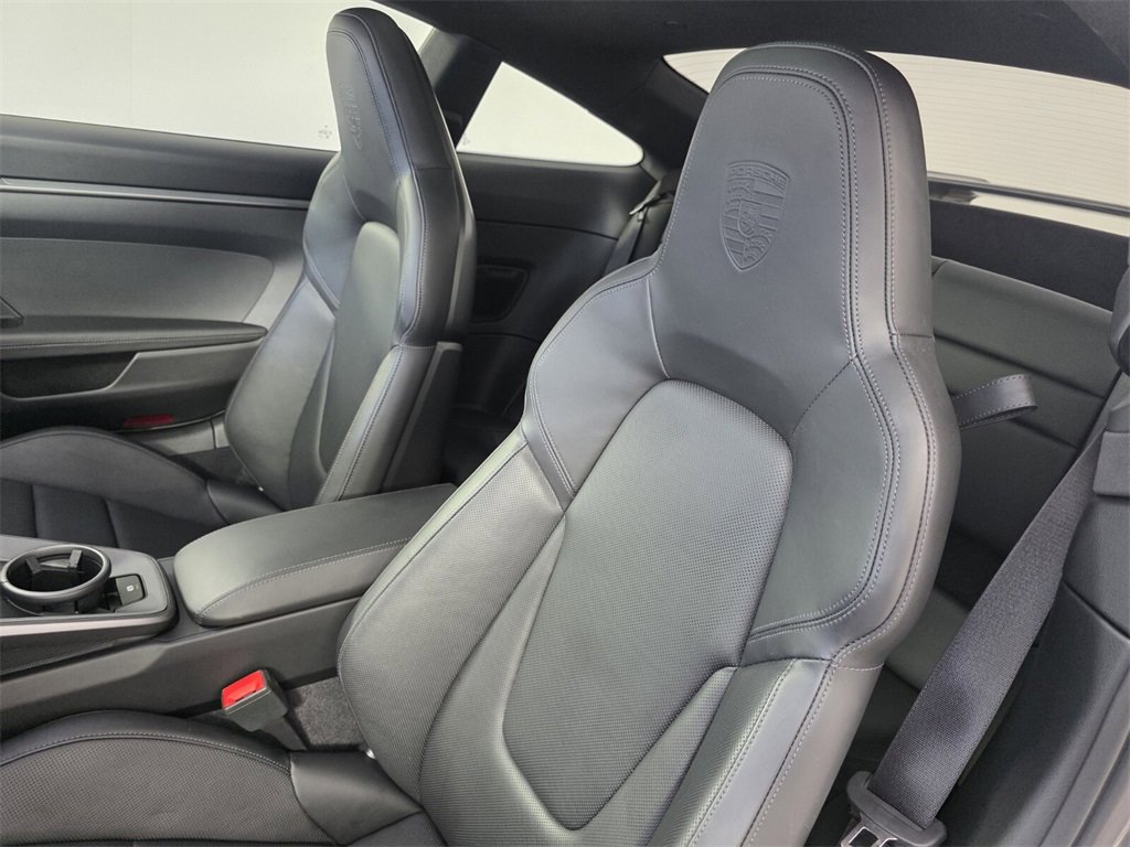 Used 2020 Porsche 911 Carrera image 11