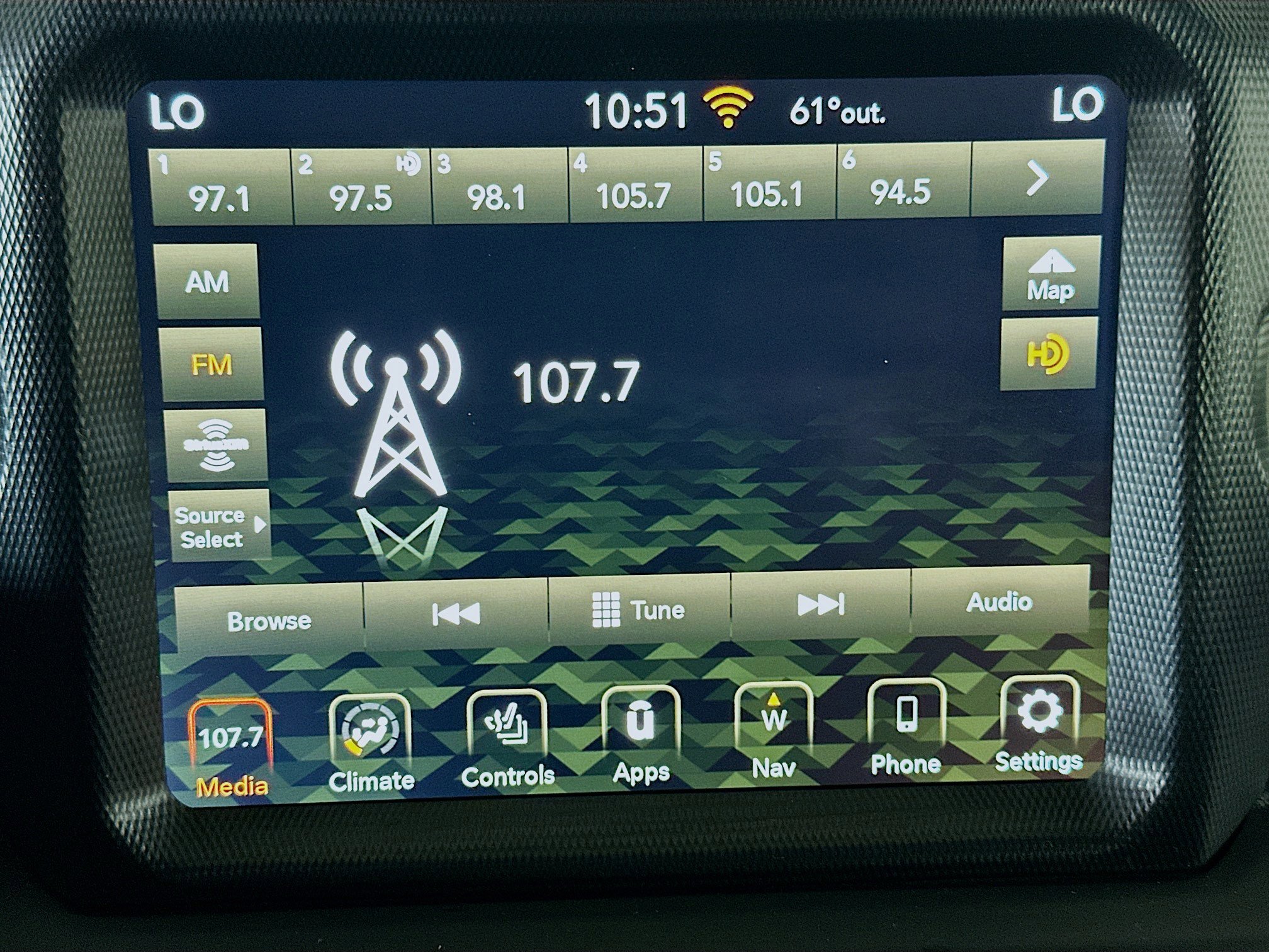 Used 2023 Jeep Wrangler Unlimited w/ Cold Weather Group image 19