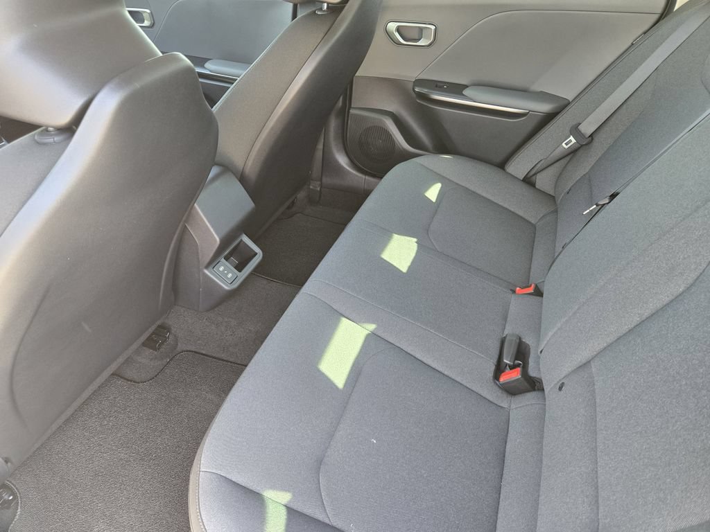 New 2026 Kia K4 FWD image 19