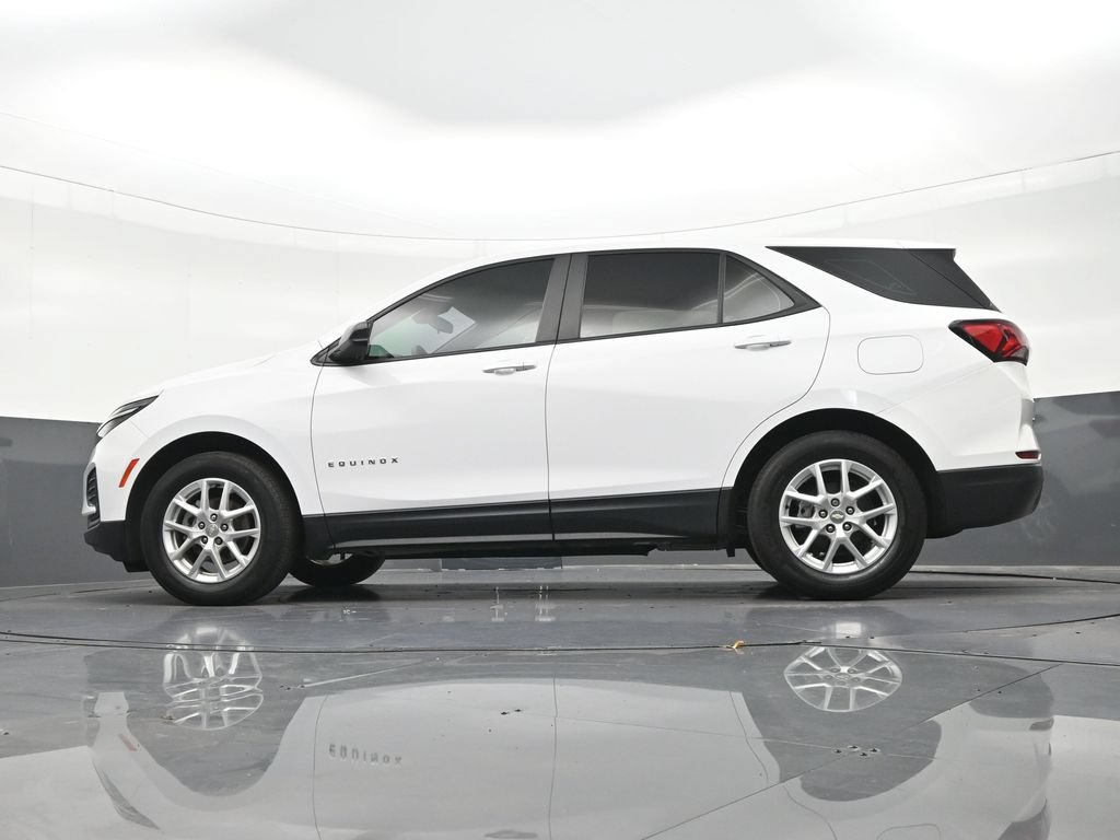 Used 2023 Chevrolet Equinox LS FWD image 25