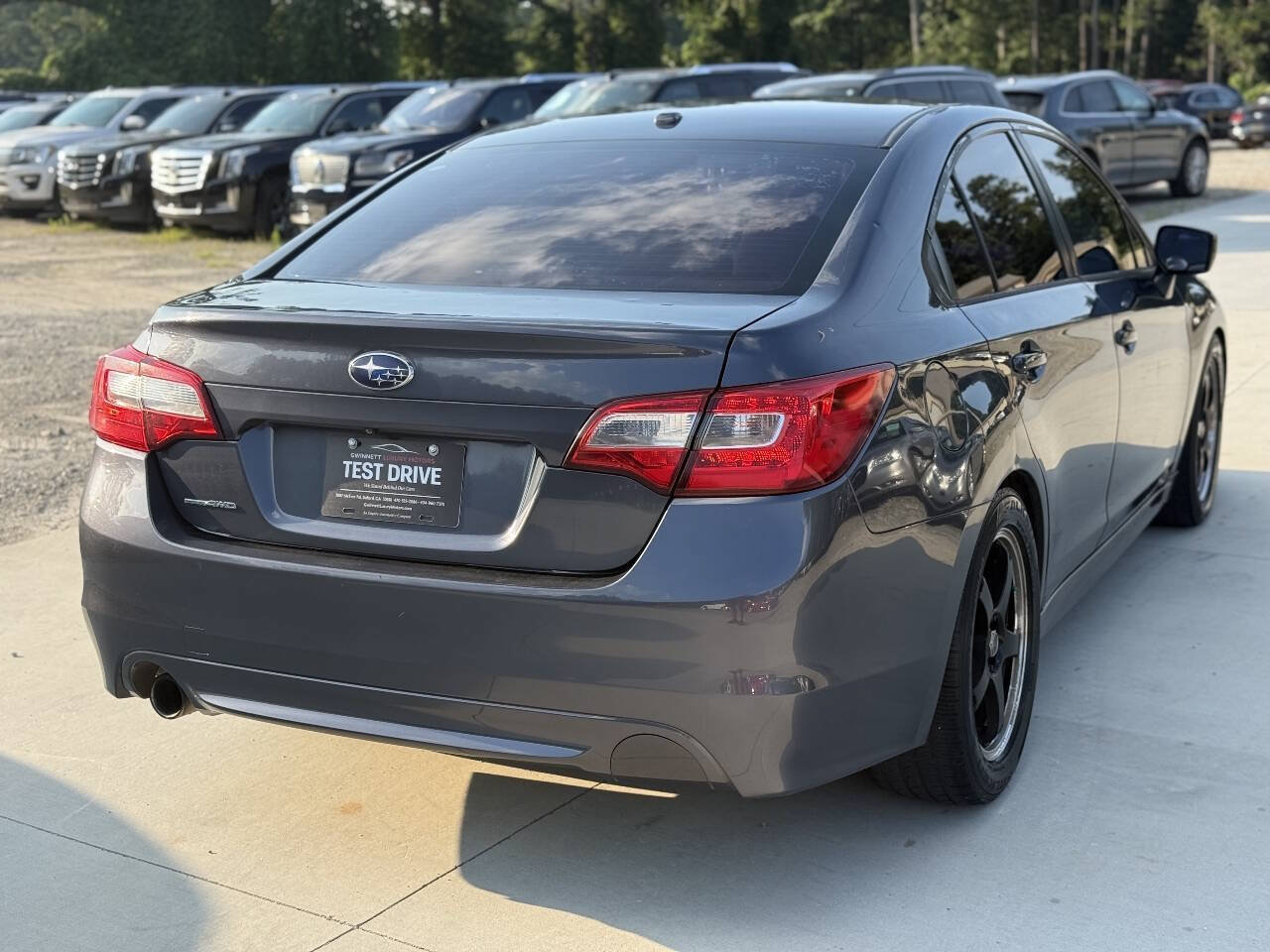 Used 2015 Subaru Legacy 2.5i Premium AWD/4WD image 5