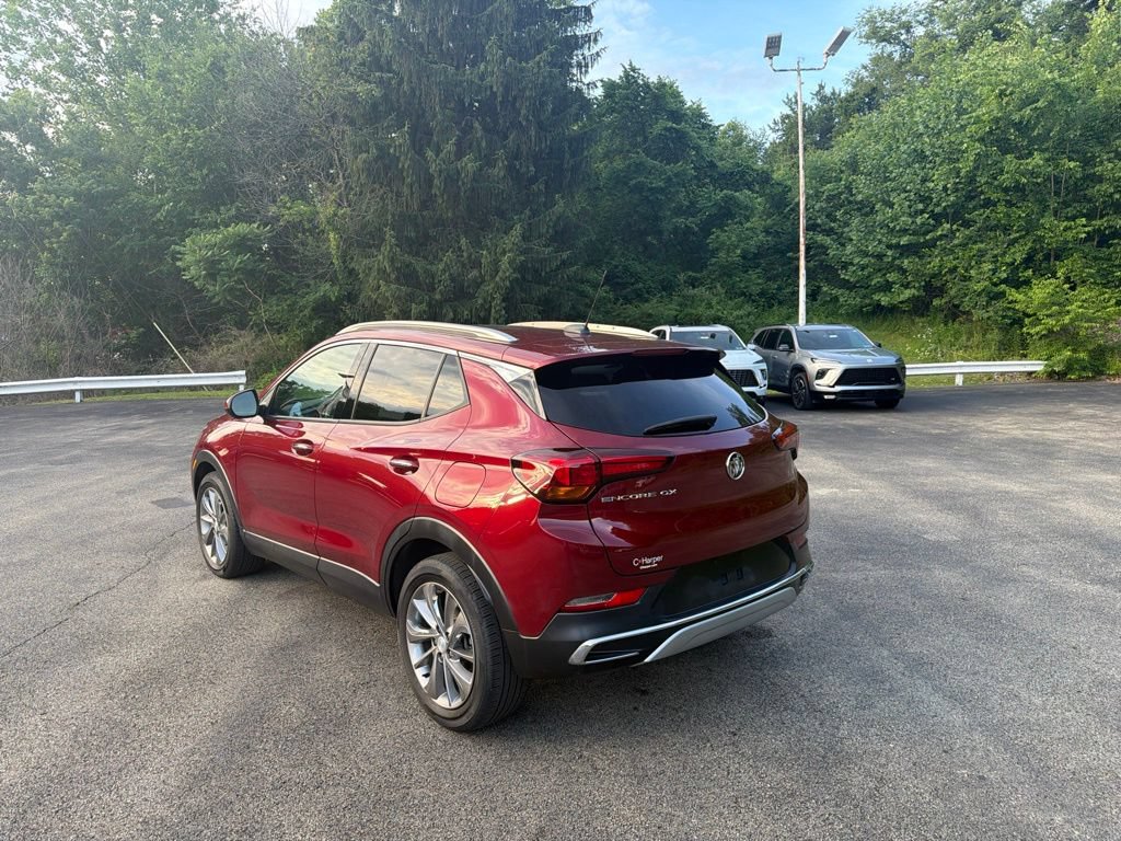 Used 2023 Buick Encore GX Essence w/ Experience Buick Package FWD image 5