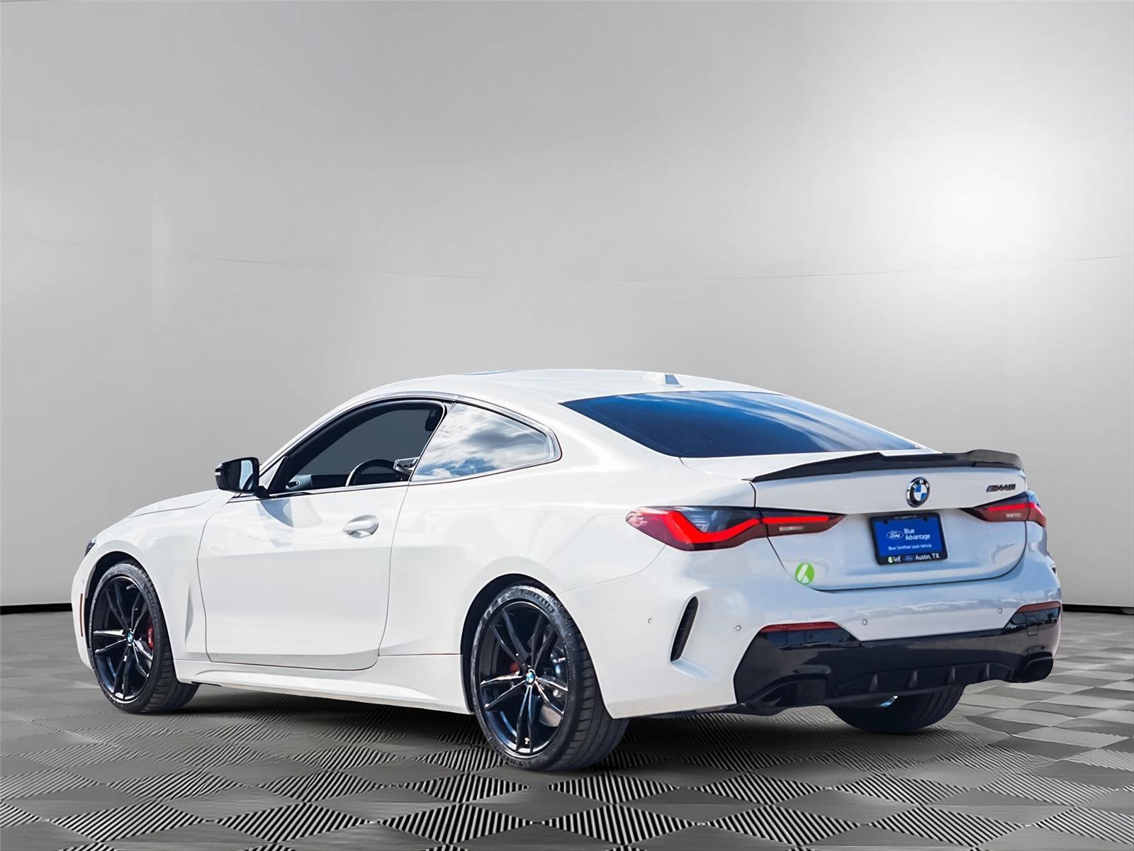 Used 2024 BMW M440i Coupe w/ Premium Package RWD image 6