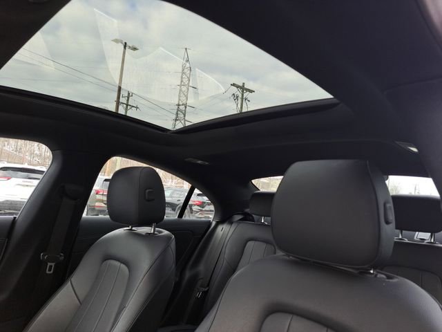 Used 2025 Mercedes-Benz CLA 250 4MATIC image 23