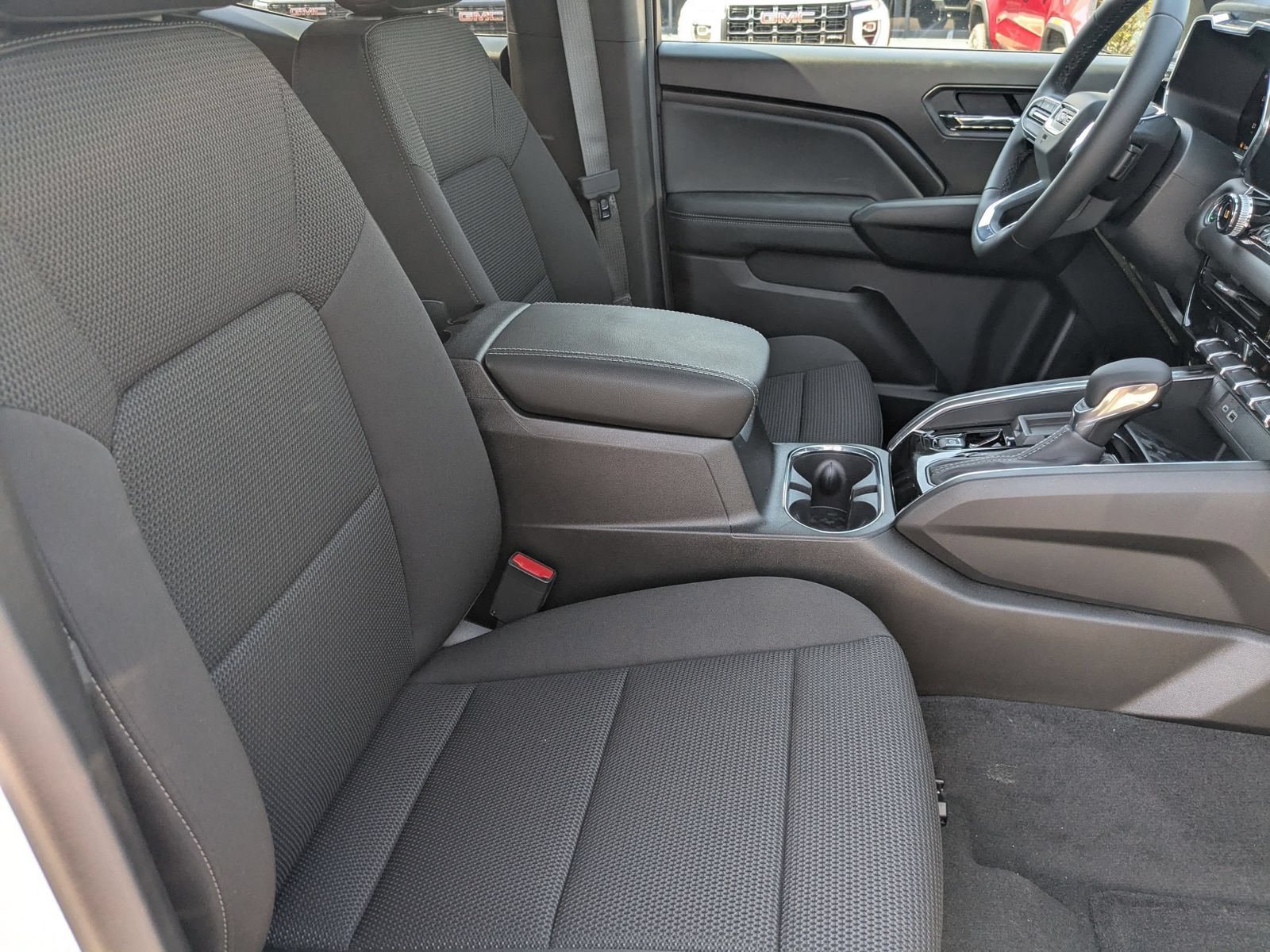 New 2026 GMC Canyon Elevation w/ Convenience Package RWD image 27