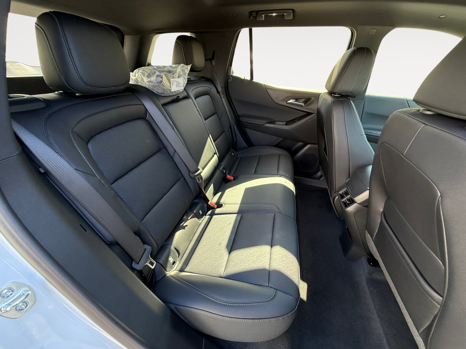 New 2026 Chevrolet Equinox LT w/ Convenience Package II image 18
