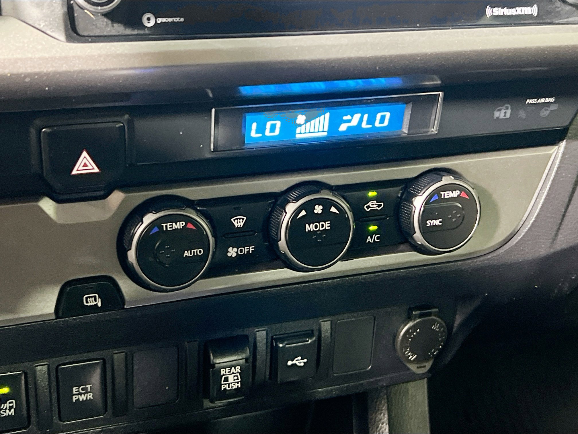 Used 2022 Toyota Tacoma SR5 w/ Technology Package image 26