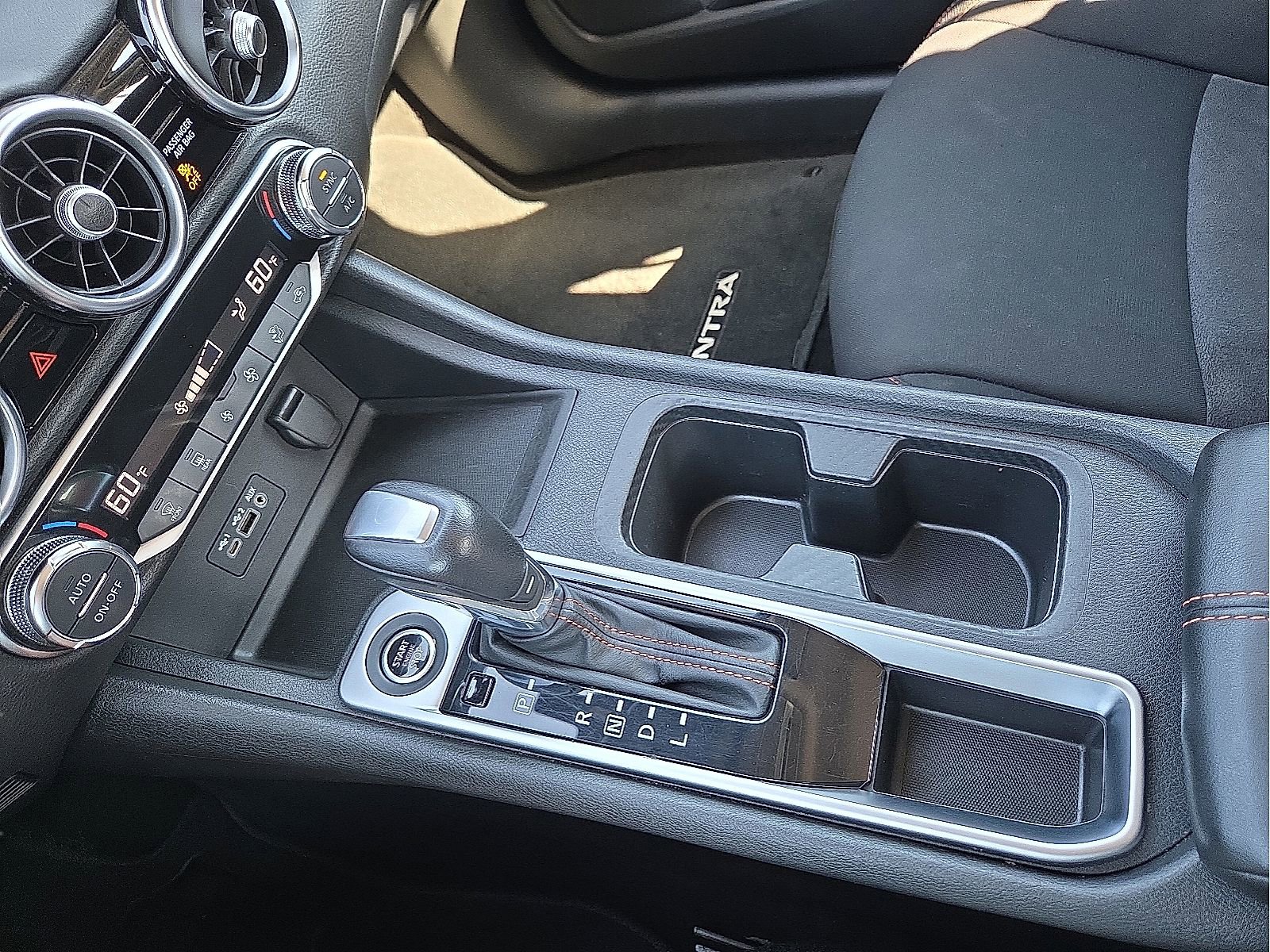Used 2023 Nissan Sentra SR FWD image 25