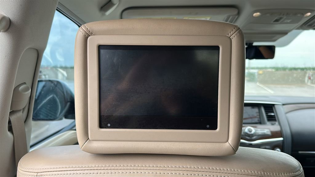 Used 2020 Nissan Armada Platinum w/ Captain's Chairs Package RWD image 35