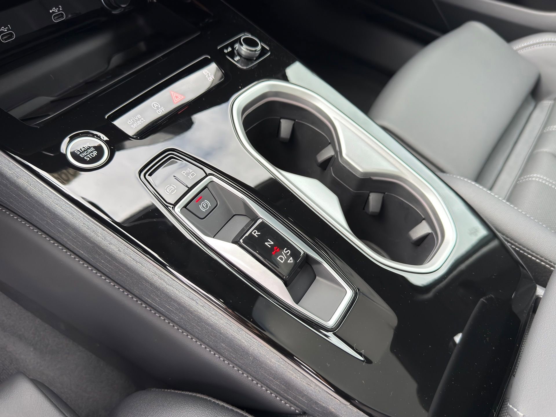 New 2026 Audi A6 Premium Plus image 12