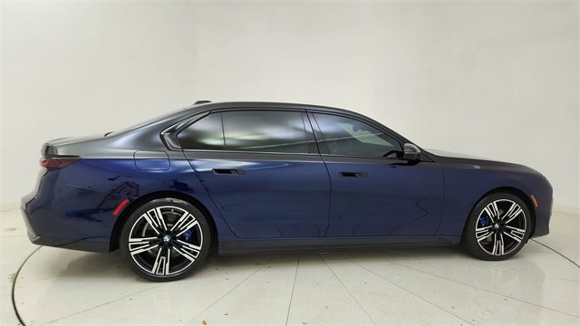 Used 2023 BMW i7 xDrive60 image 6