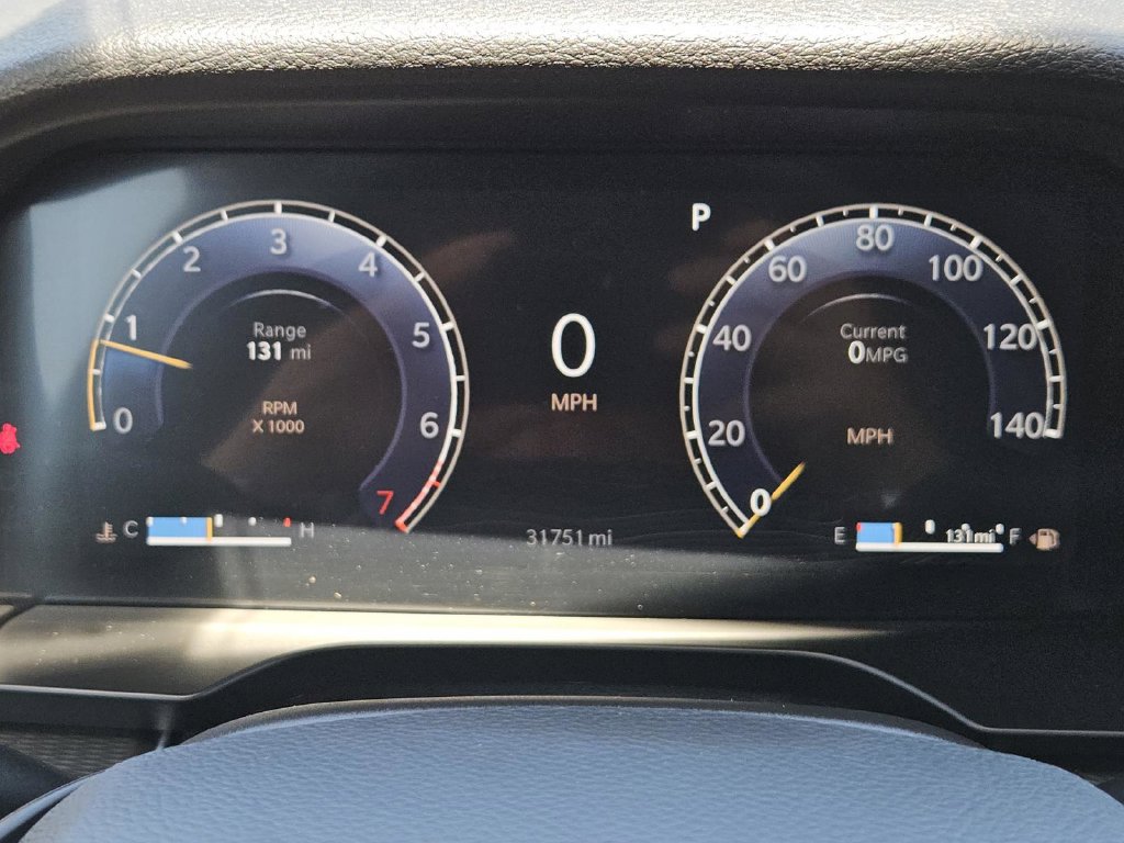 Used 2025 Jeep Grand Cherokee Altitude AWD/4WD image 20