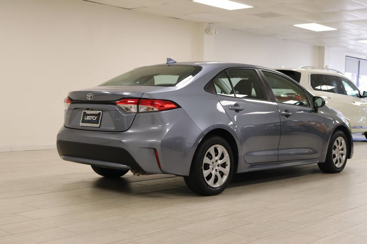 Used 2022 Toyota Corolla LE image 7