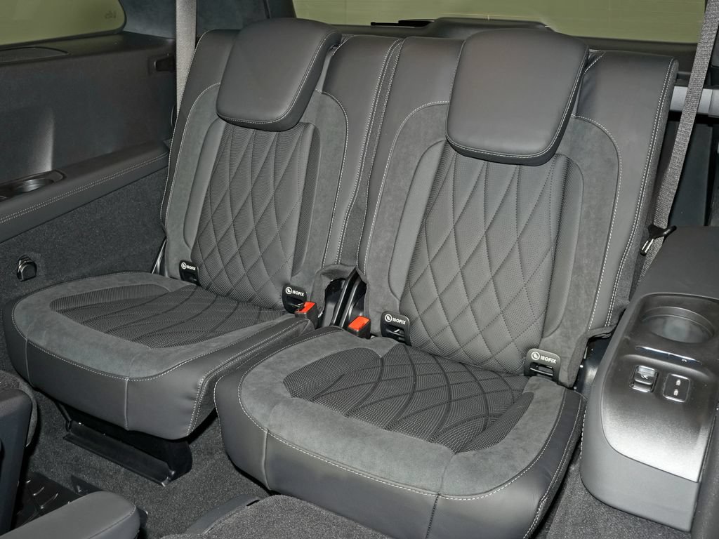 New 2026 Mercedes-Benz GLS 63 AMG 4MATIC image 33