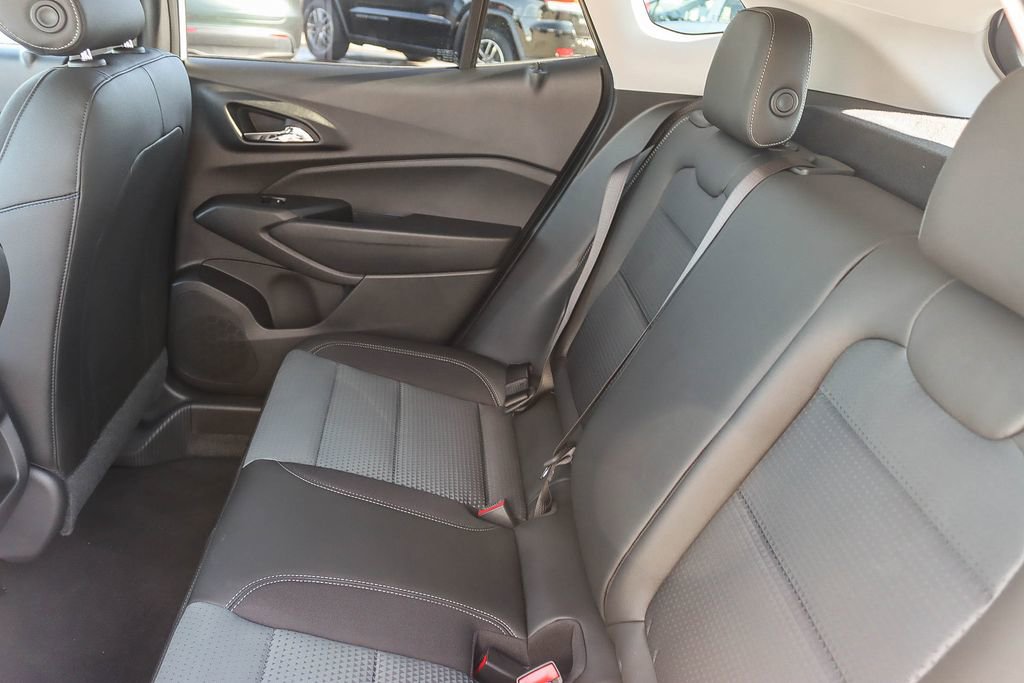 Used 2026 Chevrolet Trax LT w/ Driver Confidence Package image 17