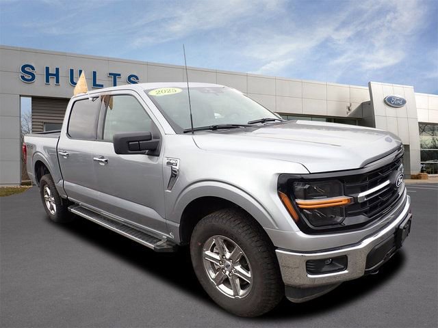 Certified 2025 Ford F150 XLT w/ Equipment Group 301A Standard image 3