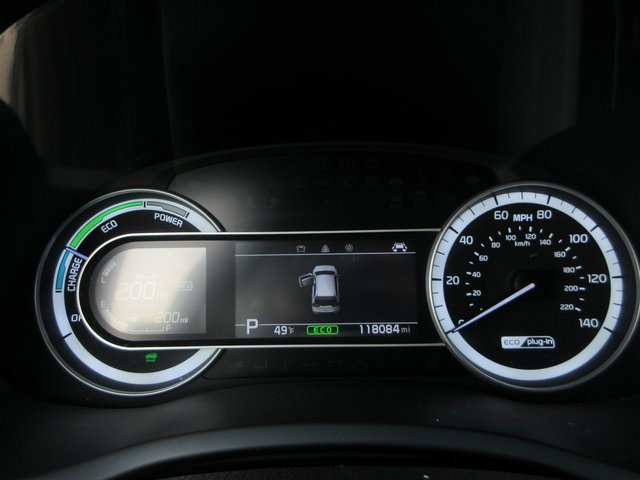 Used 2019 Kia Niro EX image 16