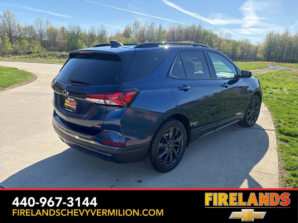 Used 2022 Chevrolet Equinox RS w/ RS Leather Package FWD image 9