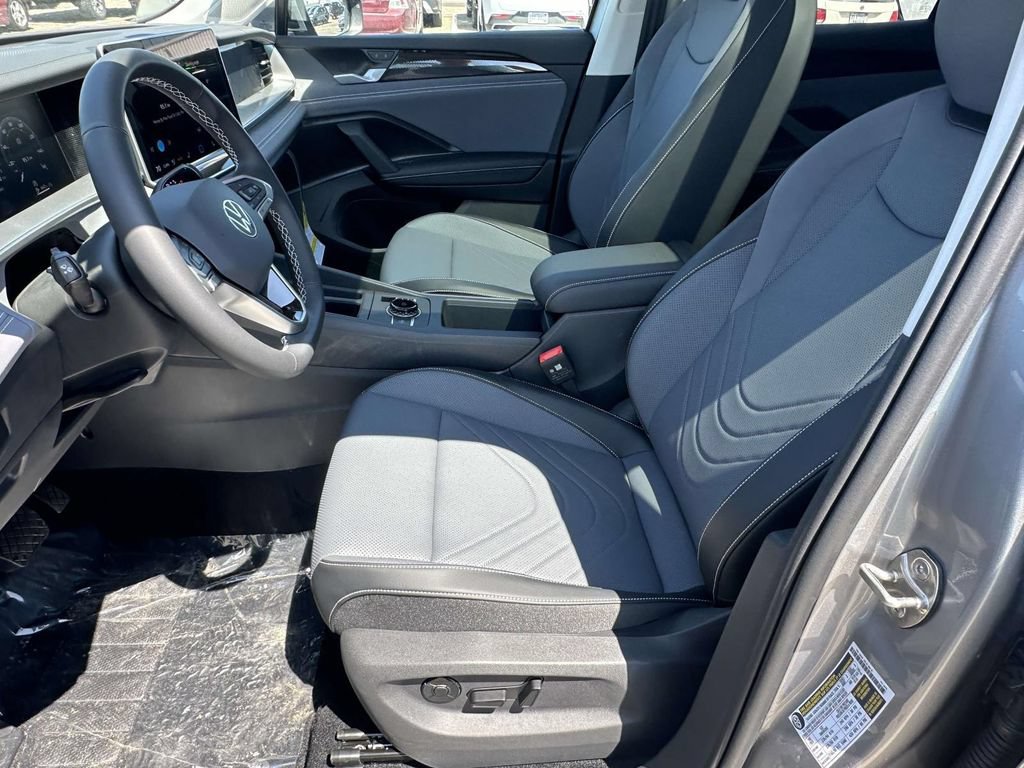 New 2026 Volkswagen Tiguan SE AWD/4WD image 14